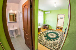 Гостиница Эдельвейс Анапа Семейный полулюкс-5