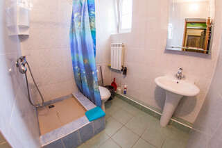 Гостиница Эдельвейс Анапа Семейный полулюкс-4