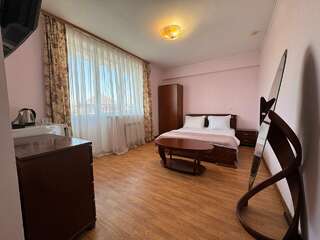 Гостиница Эдельвейс Анапа Двухместный номер Делюкс с 1 кроватью-1