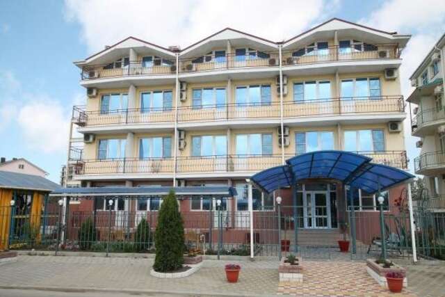 Гостиница Эдельвейс Анапа-94